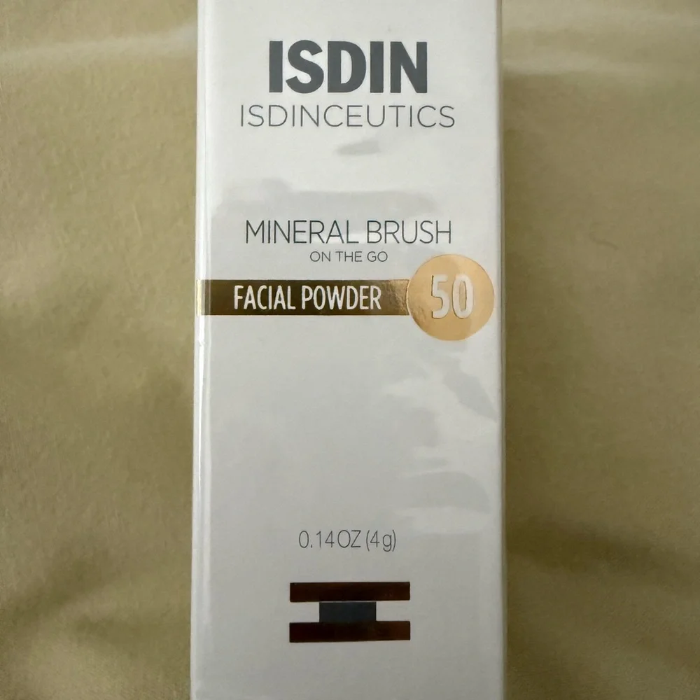 ISDIN Mineral Brush SPF 50 Facial Powder NEW